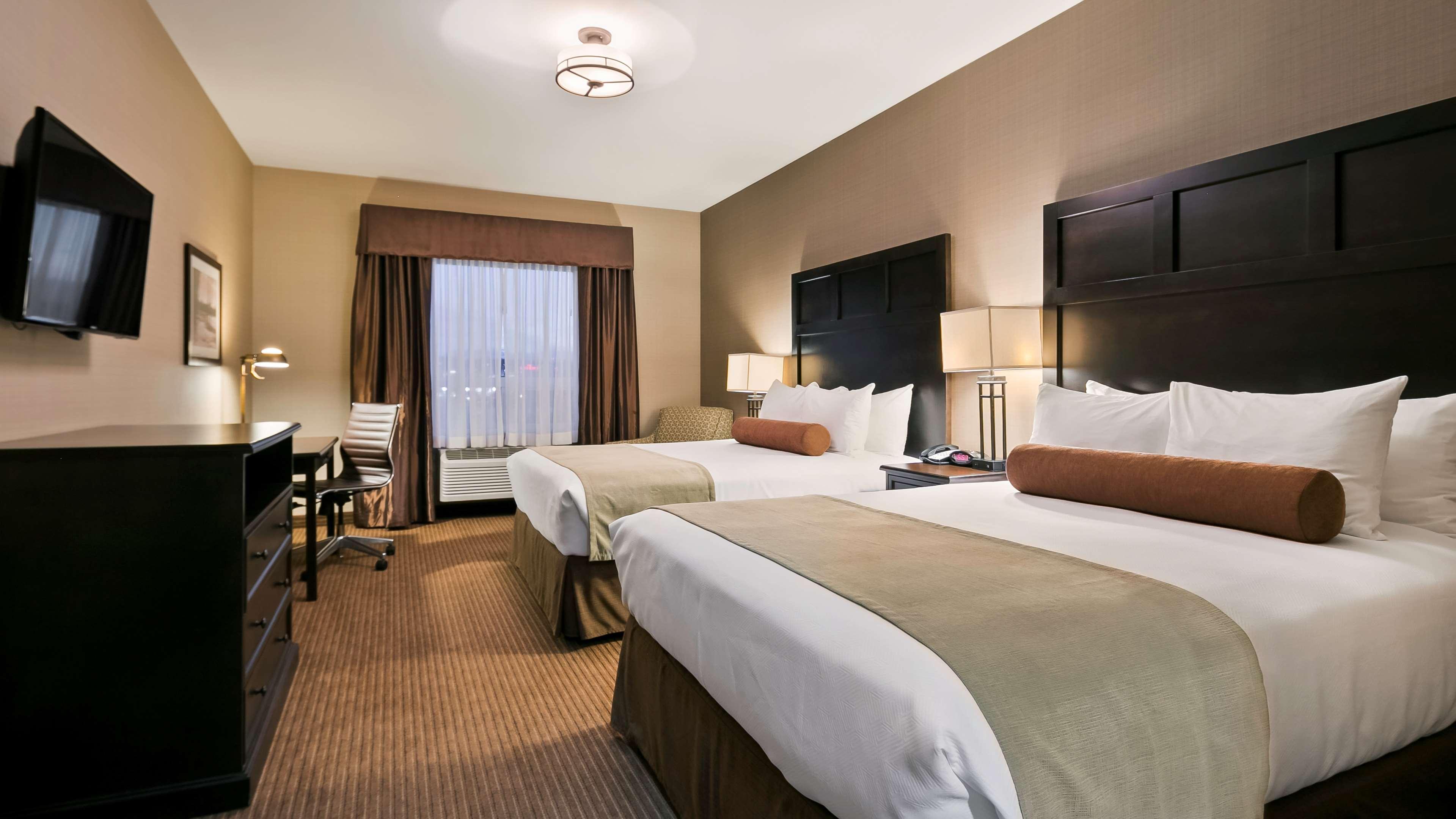 Best Western Plus Okotoks Inn&Suites Exterior foto