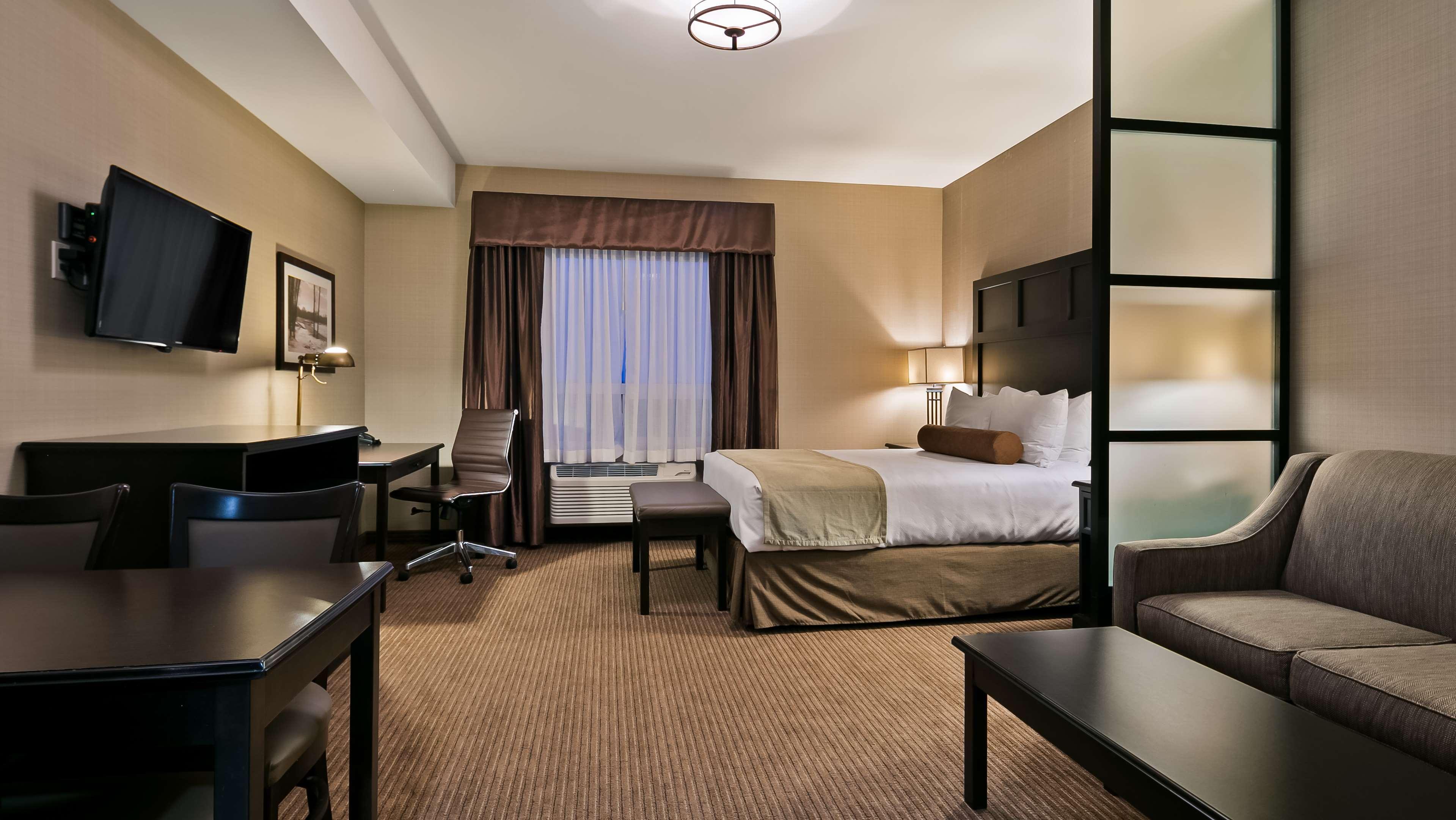 Best Western Plus Okotoks Inn&Suites Exterior foto