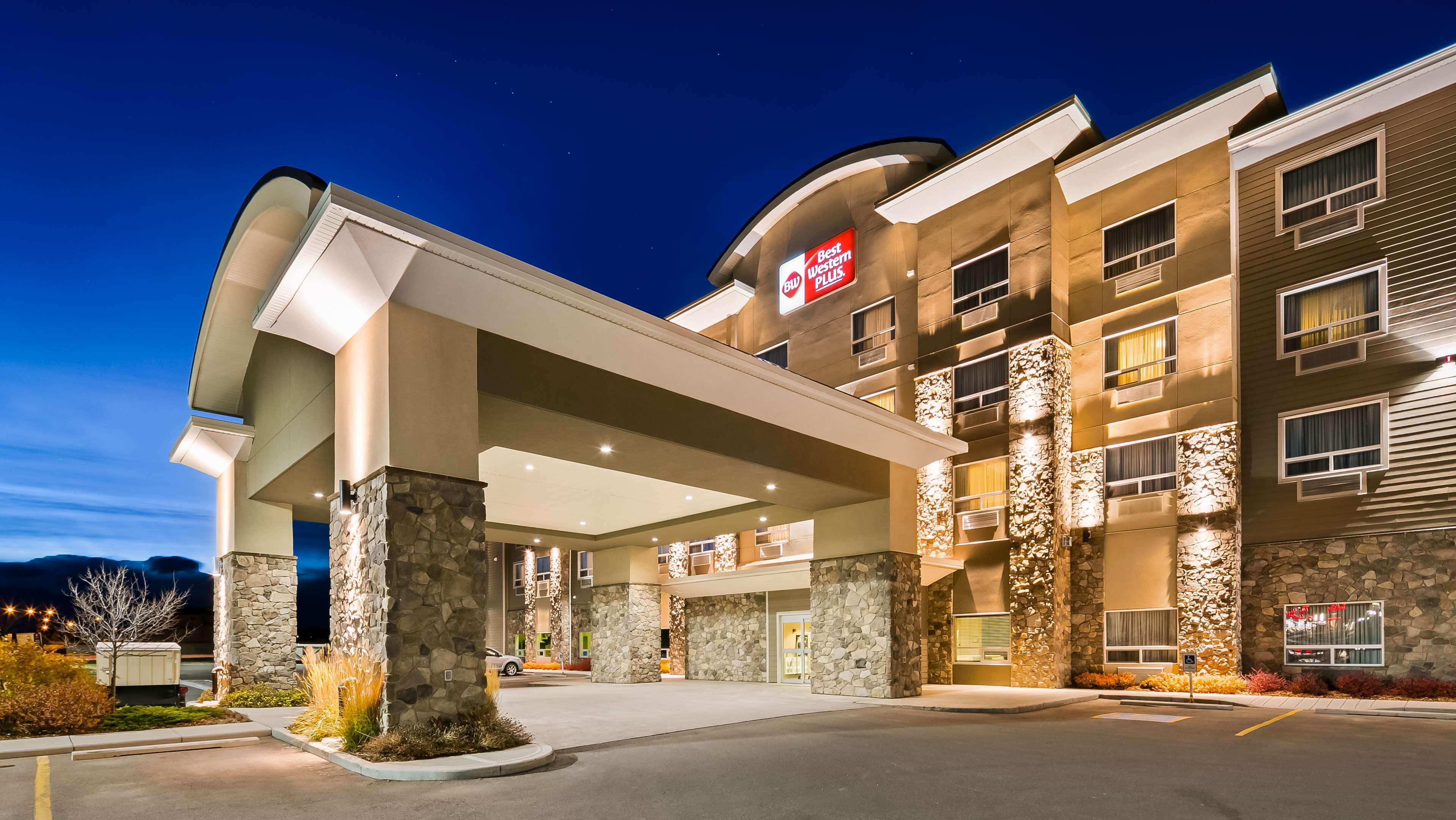 Best Western Plus Okotoks Inn&Suites Exterior foto
